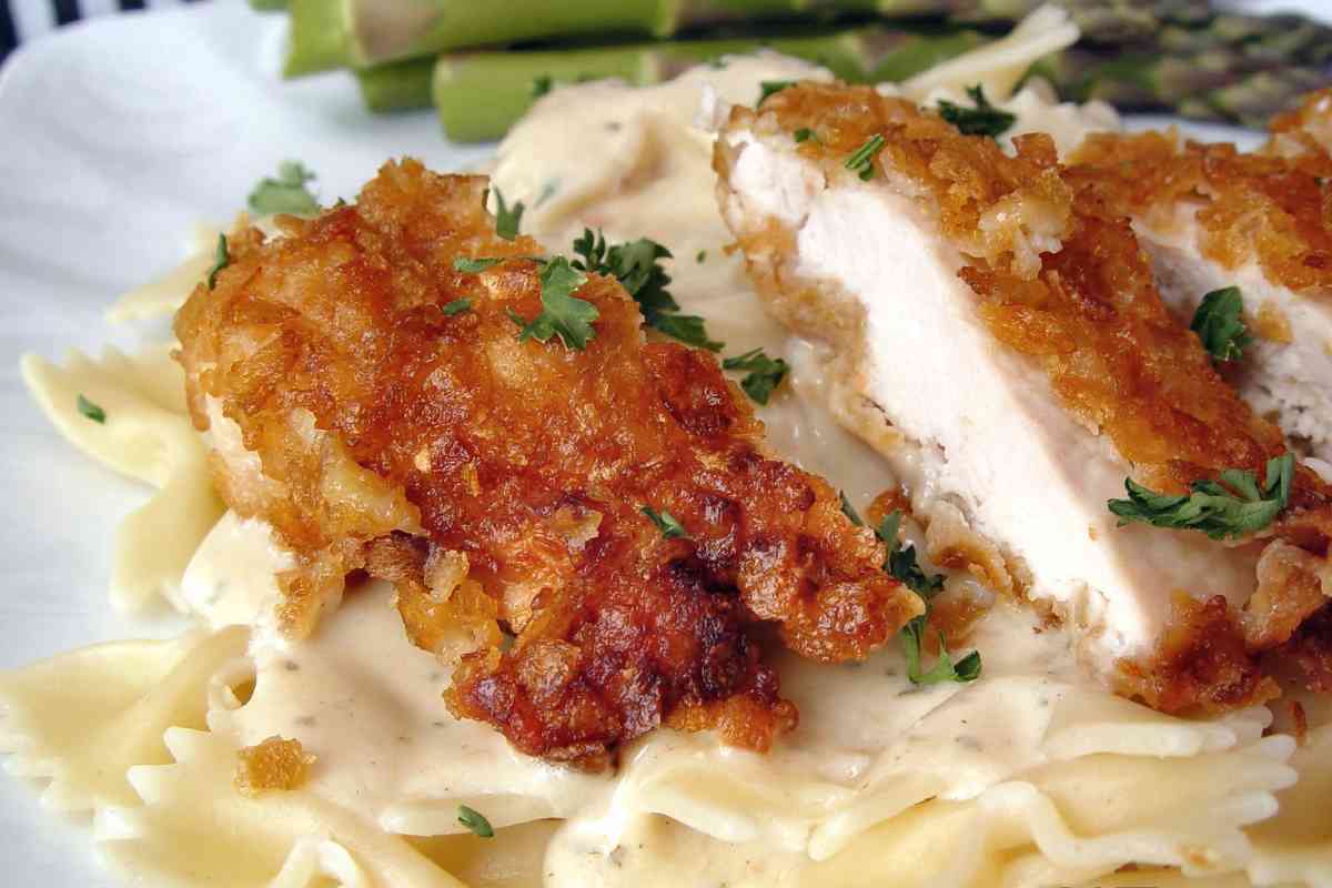  Getting to know fried chicken pasta + the exceptional price of buying fried chicken pasta 
